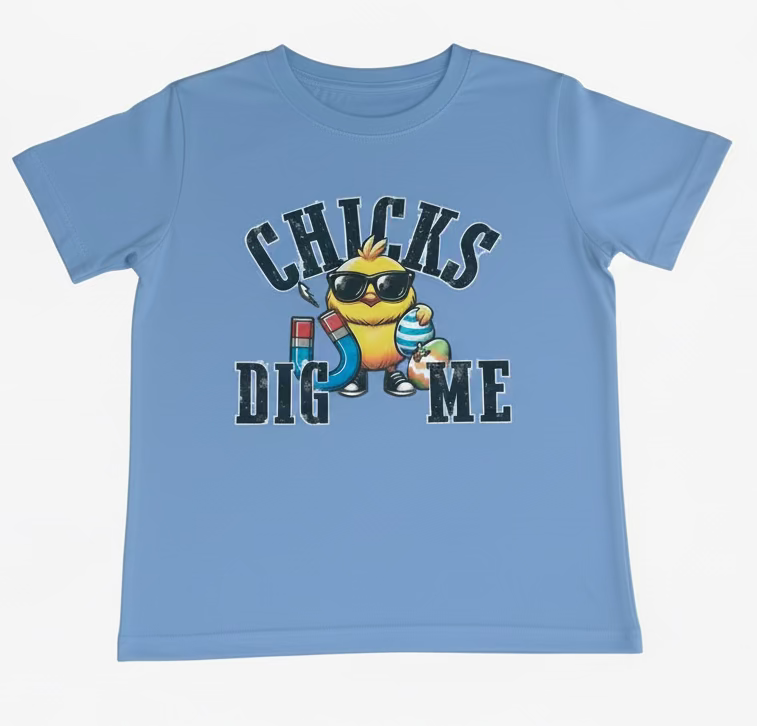 “Chicks Dig Me” Print Toddler Boys T-Shirt